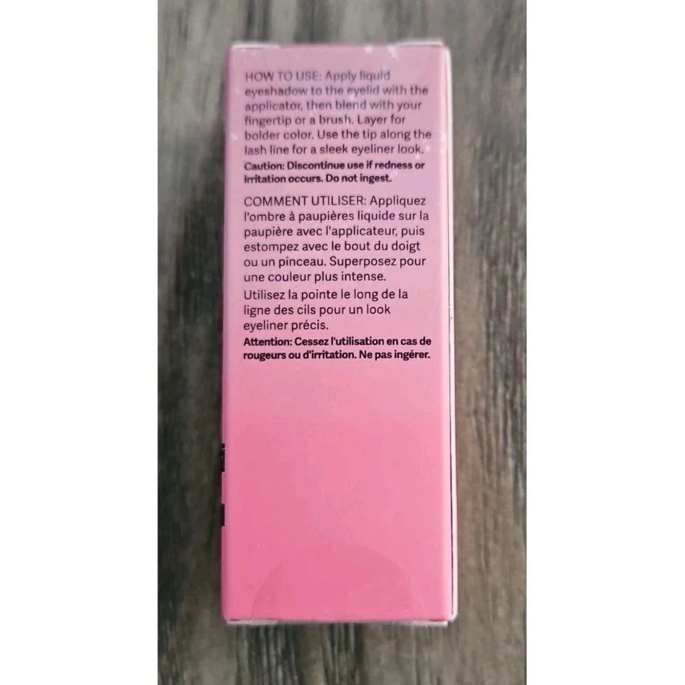Sacheu Eyeshadow Stay-N In 01 Candy Dipp'd - Champagne Shimmer 3.5ml Full Size
